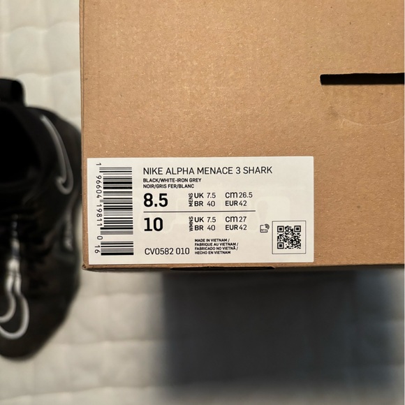 Nike football cleats sz men’s 8.5 - Picture 3 of 5